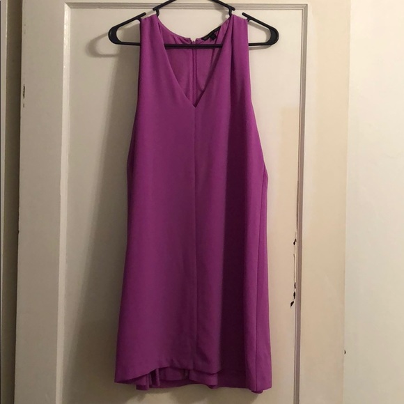 Felicity and coco v neck crepe shift dress - Picture 3 of 4